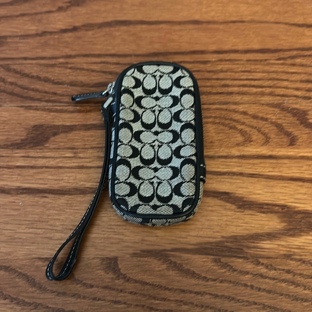 Vintage Coach Cell Phone Wristlet